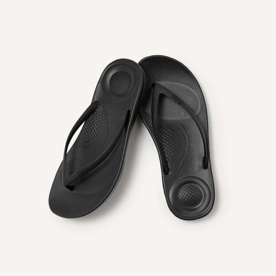 FitFlop&trade; Iqushion Ergonomic Flip-Flops TPU