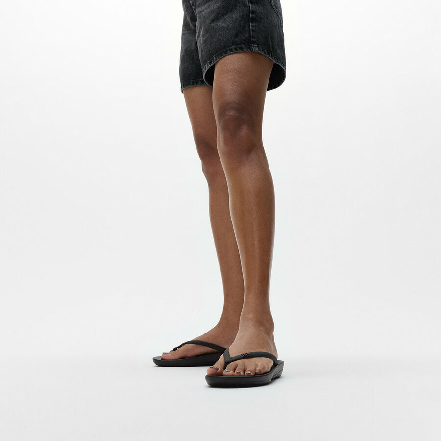 FitFlop&trade; Iqushion Ergonomic Flip-Flops TPU