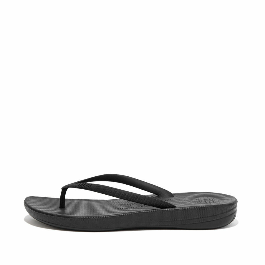 FitFlop&trade; Iqushion Ergonomic Flip-Flops TPU