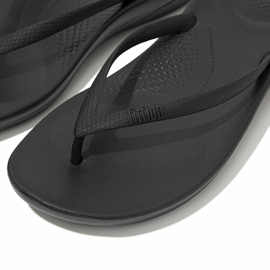 FitFlop&trade; Iqushion Ergonomic Flip-Flops TPU