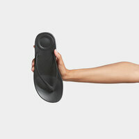 FitFlop&trade; Iqushion Ergonomic Flip-Flops TPU