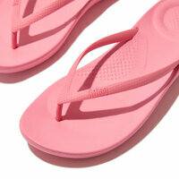 FitFlop&trade; Iqushion Ergonomic Flip-Flops Pink