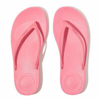 FitFlop&trade; Iqushion Ergonomic Flip-Flops Pink